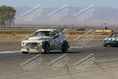 media/Oct-01-2022-24 Hours of Lemons (Sat) [[0fb1f7cfb1]]/10am (Front Straight)/